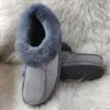 Перфектни дамски пантофи от агнешка кожа за студените вечери | Milvena | Милвена - Български кожени изделия от агнешка кожа Дамски пантофи модел 3472 сиви