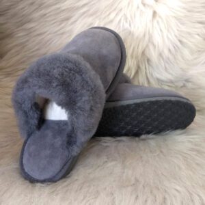 топли дамски чехли за вкъщи | Milvena | Милвена - Български кожени изделия от агнешка кожа домашни дамски сиви чехли