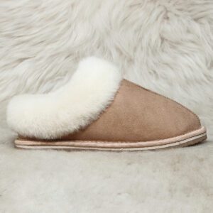 дамски вълнени полупантофи с бял пух | Milvena | Милвена - Български кожени изделия от агнешка кожа светло кафяви полупантофи дамски