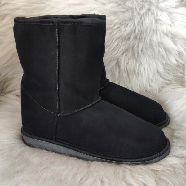 черни кожени боти от агнешка кожа | Milvena | Милвена - Български кожени изделия от агнешка кожа черни кожени боти от овча кожа