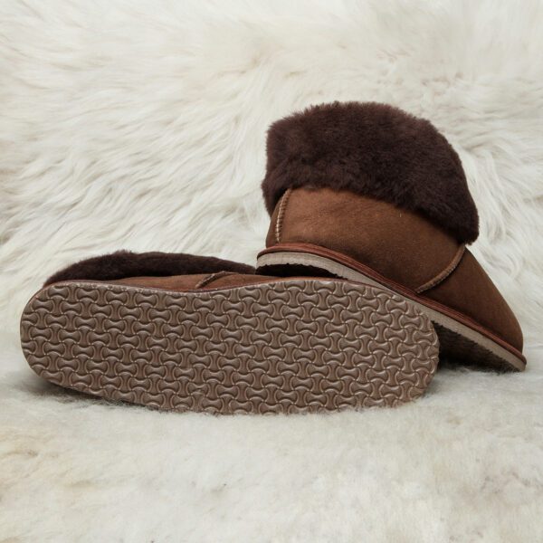 кожени пантофи от агнешка кожа | Milvena | Милвена - Български кожени изделия от агнешка кожа кафяви кожени пантофи от овча кожа