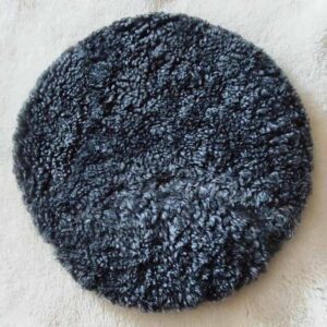 Възглавница от цяла агнешка кожа кръг сива