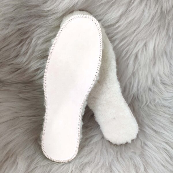 Изключително меки мъжки стелки от агнешка кожа | Milvena | Милвена - Български кожени изделия от агнешка кожа Мъжки стелки от агнешка кожа