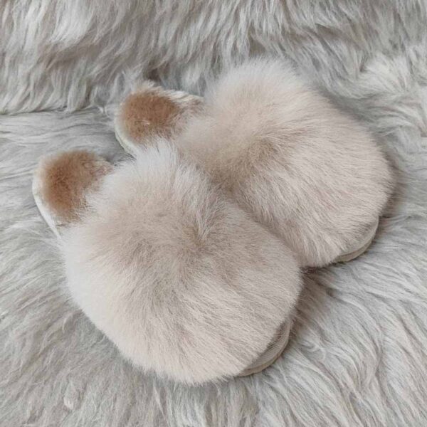 Детски чехли от агнешка кожа - меки и топли | Milvena | Милвена - Български кожени изделия от агнешка кожа Детски чехли 2913 хъни