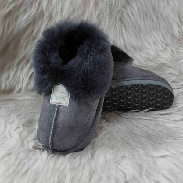 Детски пантофи модел 2650 сиви - гарантирано качество | Milvena | Милвена - Български кожени изделия от агнешка кожа Детски пантофи модел 2650 сиви