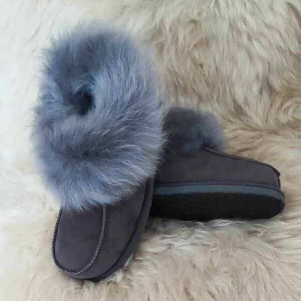 Дамски пантофи модел 3472 сиви с висок косъм - българско производство | Milvena | Милвена - Български кожени изделия от агнешка кожа Дамски пантофи модел 3472 сиви с висок косъм