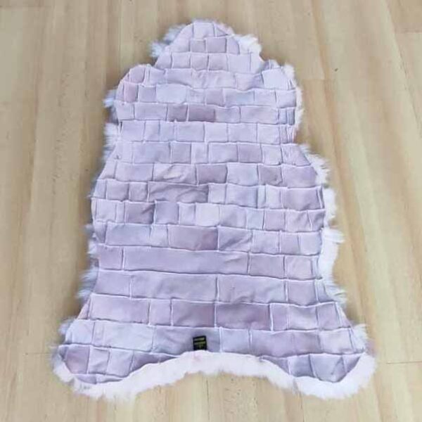 Агнешка кожа от парчета светло розова за вашия дом | Milvena | Милвена - Български кожени изделия от агнешка кожа Агнешка кожа от парчета светло розова