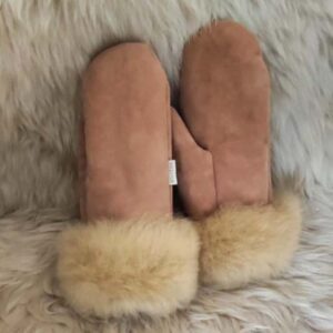 Messenger_creation_A6B73A81-3AEF-4E45-90F7-C3036DF44AD2 | Milvena | Милвена - Български кожени изделия от агнешка кожа