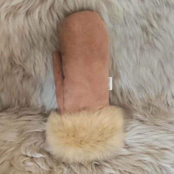 Messenger_creation_B1548A19-BBA4-483C-B959-1B94F89449B6 | Milvena | Милвена - Български кожени изделия от агнешка кожа