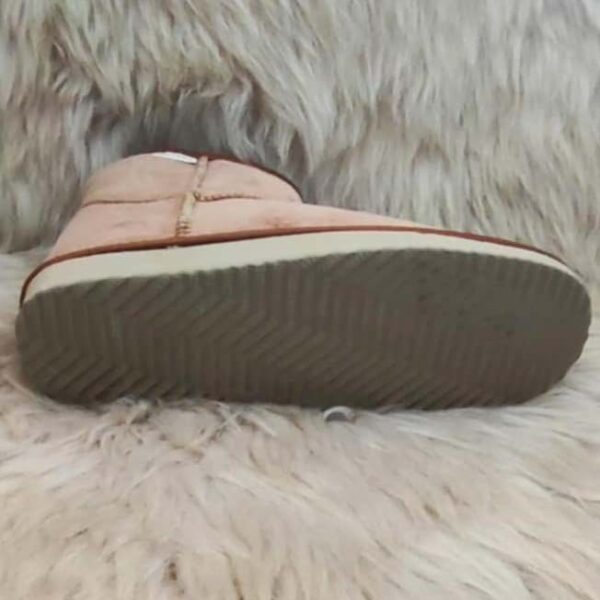 Messenger_creation_B2C0DEDB-C653-4626-8AB0-F6A94613915C | Milvena | Милвена - Български кожени изделия от агнешка кожа