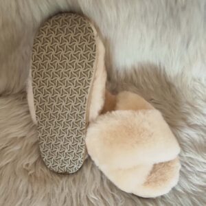 Messenger_creation_1CBCEB33-8334-41BF-82F8-2221392E61B3 | Milvena | Милвена - Български кожени изделия от агнешка кожа