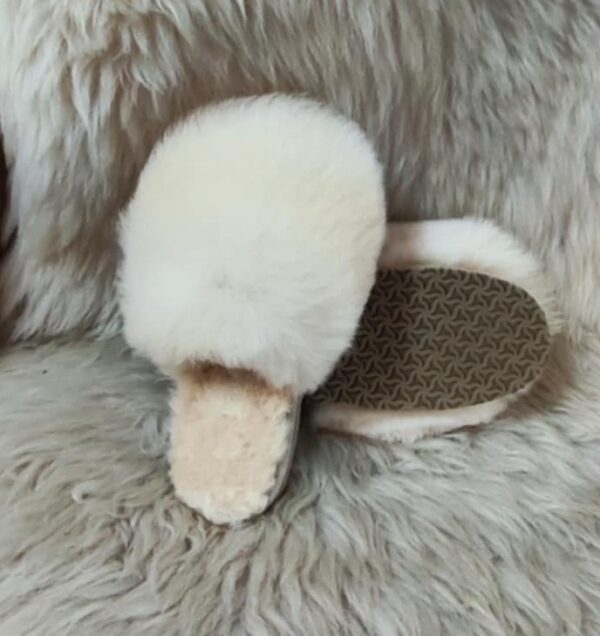 Messenger_creation_81ECDC1B-F01A-4220-A3DD-9B63196ABF0F | Milvena | Милвена - Български кожени изделия от агнешка кожа